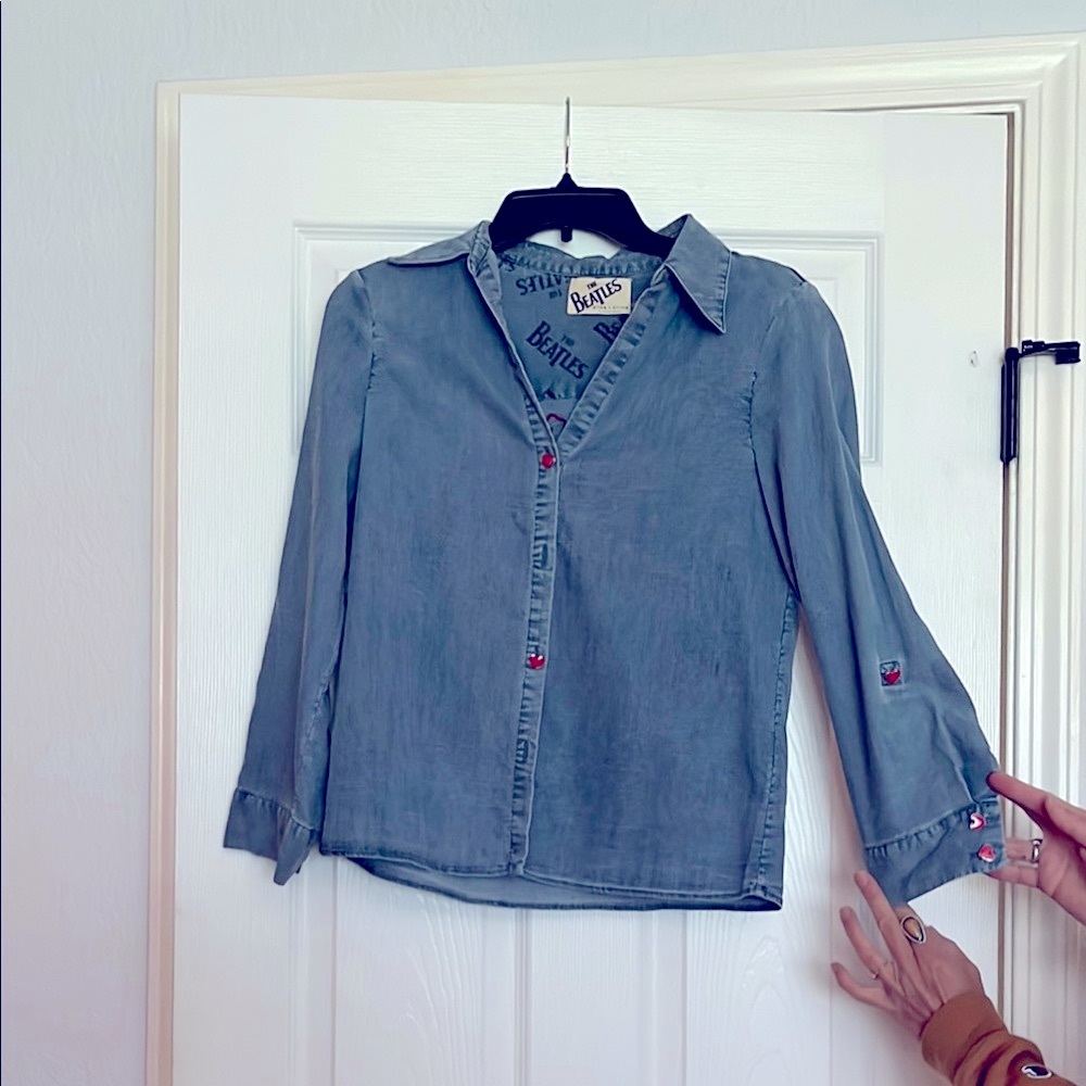 Alice + Olivia Blue Blouse with Red Accents